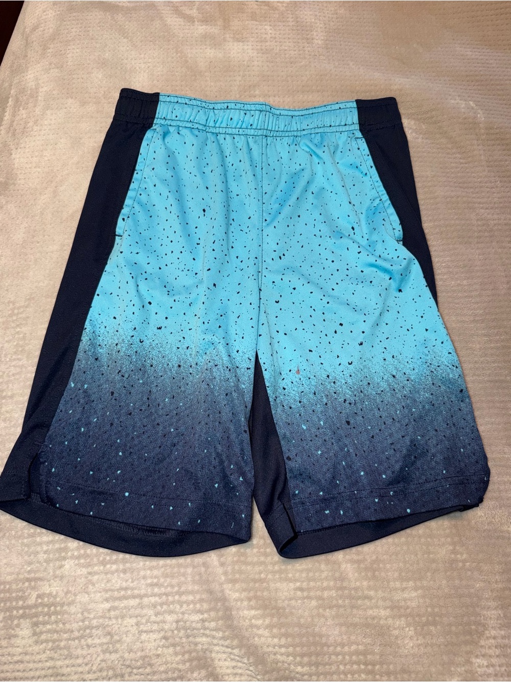 Old Navy Boy's Blue Gradient Active Shorts large